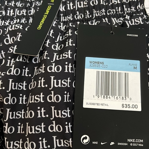 NWT!!  Nike Dri Fit shorts, size medium - Picture 2 of 6